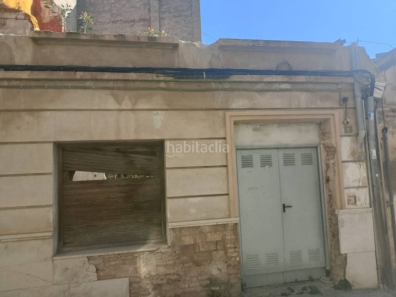 Foto a9779f93-6488-484e-9ae4-3d811a47d7bd. Solar industrial a Oliva pueblo Oliva