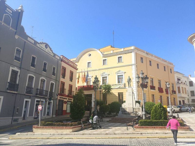 Foto e1859ec6-c59f-4134-8cca-118259ffb487. Solar industrial a Oliva pueblo Oliva