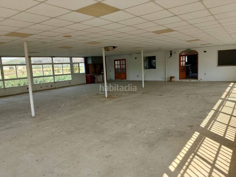Foto 0f82f581-b551-4f7e-a5db-4a3b56f35b3d. Local comercial en carretera cv-680 50 gran oportunidad restaurante o gran local y vivienda cerca de villalonga en Vilallonga / Villalonga