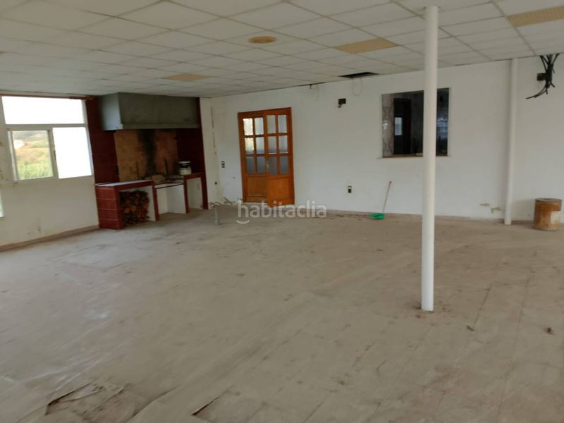 Foto 49105e57-21b5-4ded-8a74-50b72c9b7ed7. Local comercial en carretera cv-680 50 gran oportunidad restaurante o gran local y vivienda cerca de villalonga en Vilallonga / Villalonga