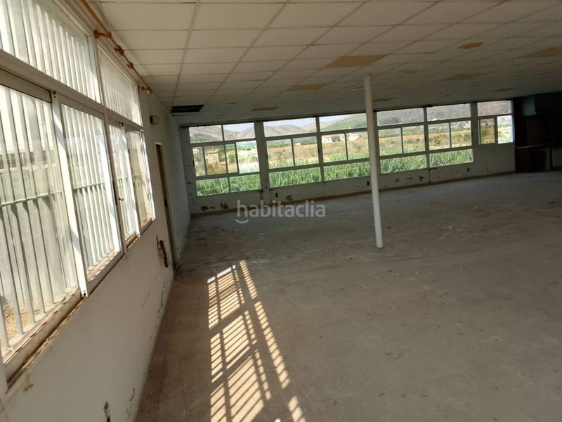 Foto a732c571-5c51-414d-8895-d9cb60f4e865. Local comercial en carretera cv-680 50 gran oportunidad restaurante o gran local y vivienda cerca de villalonga en Vilallonga / Villalonga