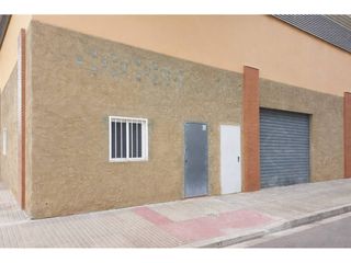 Miete Geschäftsraum  Calle manuel broseta. Amplio local esquinero en la zona nueva enfrente del centro medi