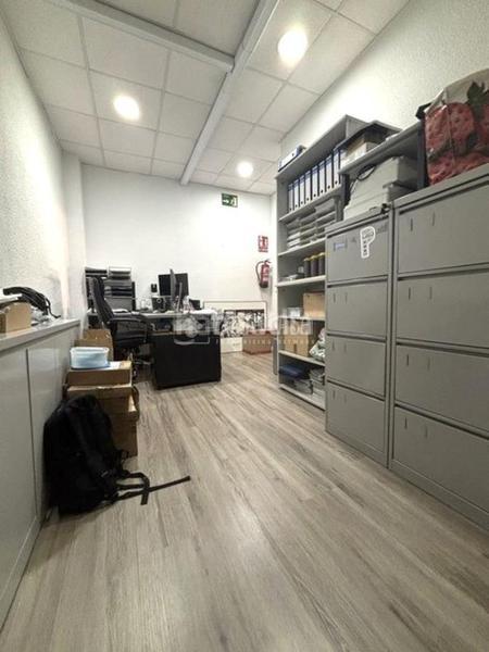 Foto 6a187312-ceb8-42c4-bc2d-ff17160ecbf2. Local comercial  en venta en Centro Fuenlabrada