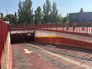 Aparcament cotxe  Calle valdemorillo. Boxplaza de garaje en venta en fuenlabrada