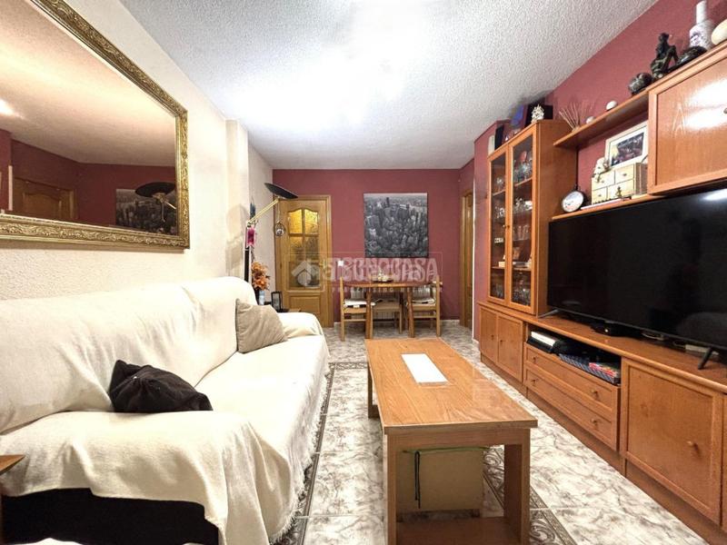 Foto d52b9cef-0e28-46e5-a641-5f8492798999. Piso  en venta en Centro Fuenlabrada