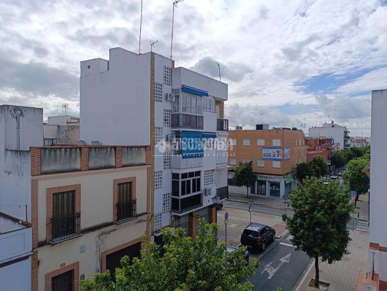 Foto 02586195-4944-45c7-a540-aa20cba642d7. Casa  en venta en Barrio del Nervión Sevilla