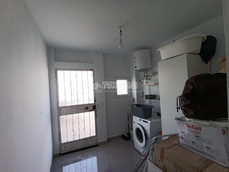 Foto 6f05e62c-b2ea-4ebb-910d-3ae9cd8de010. Casa  en venta en Barrio del Nervión Sevilla