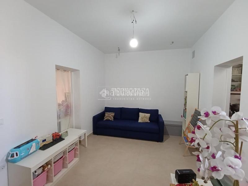Foto e0084ae1-3b9d-4728-a02d-7aef773360e5. Casa  en venta en Barrio del Nervión Sevilla