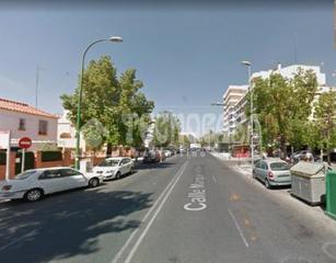 Casa aparellada  C/ clemente hidalgo. Casa en venta en sevilla