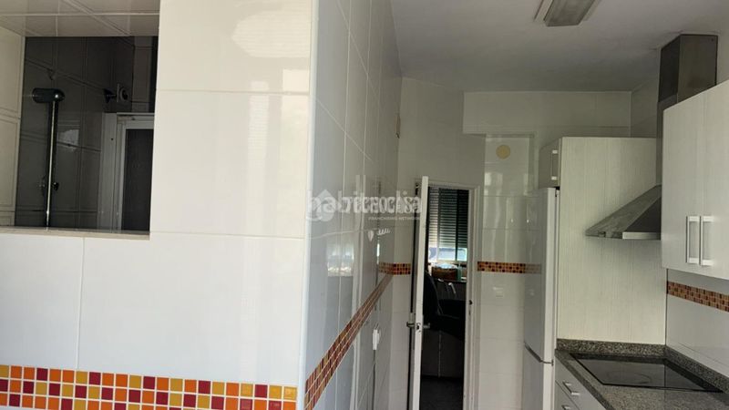 Foto 12779ae7-66eb-4a71-8ae3-18a54ad74b7d. Piso  en venta en Barrio del Nervión Sevilla