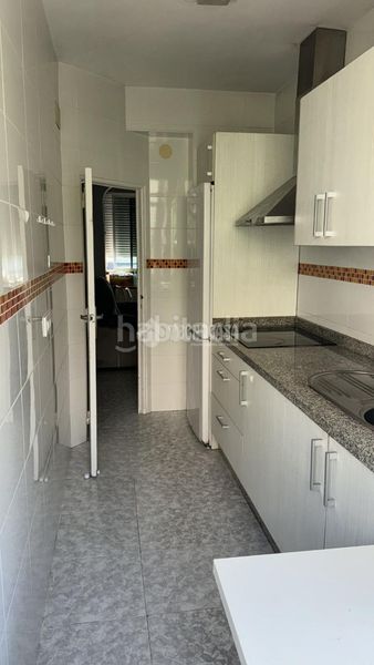 Foto 50da0c9d-c128-4381-a149-70897fcc8803. Piso  en venta en Barrio del Nervión Sevilla