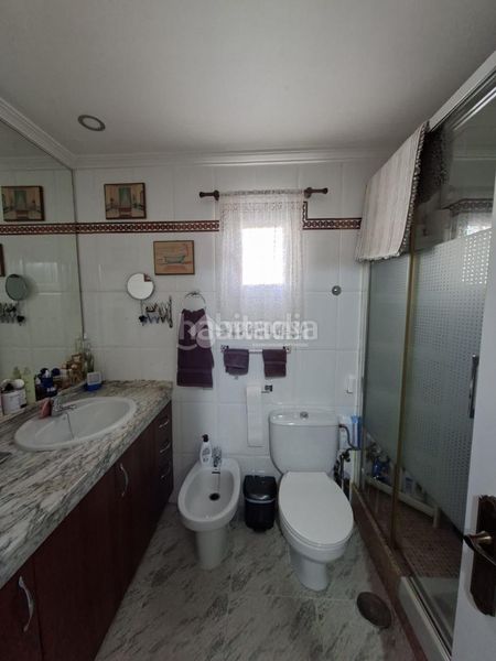 Foto 88a2677b-93a9-4747-9e15-d27ae393b069. Casa  en venta en Barrio del Nervión Sevilla