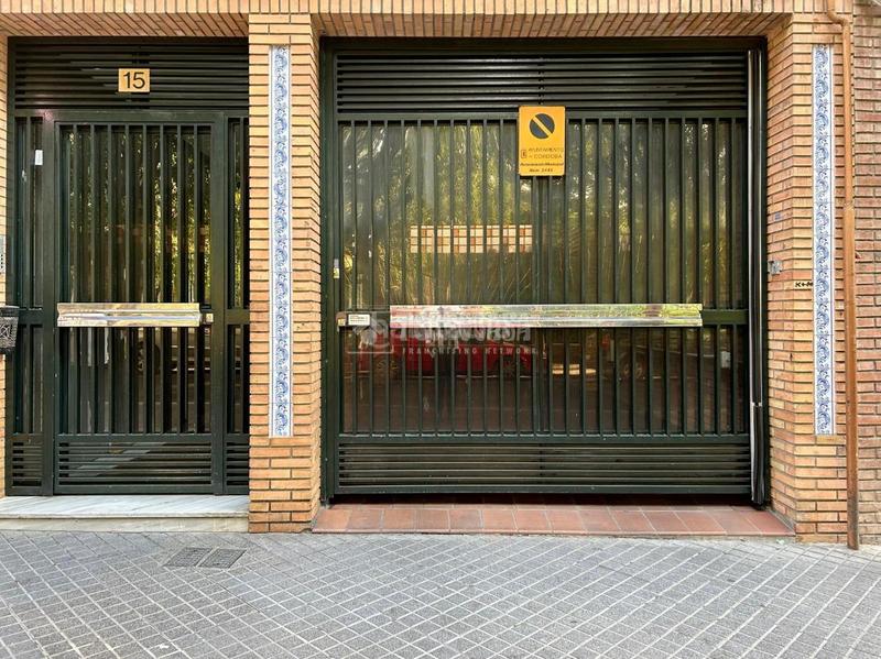 Foto 4e073908-b1eb-45b3-b0fd-e8c06437402d. Parking coche boxplaza de garaje en venta en cordoba en Córdoba