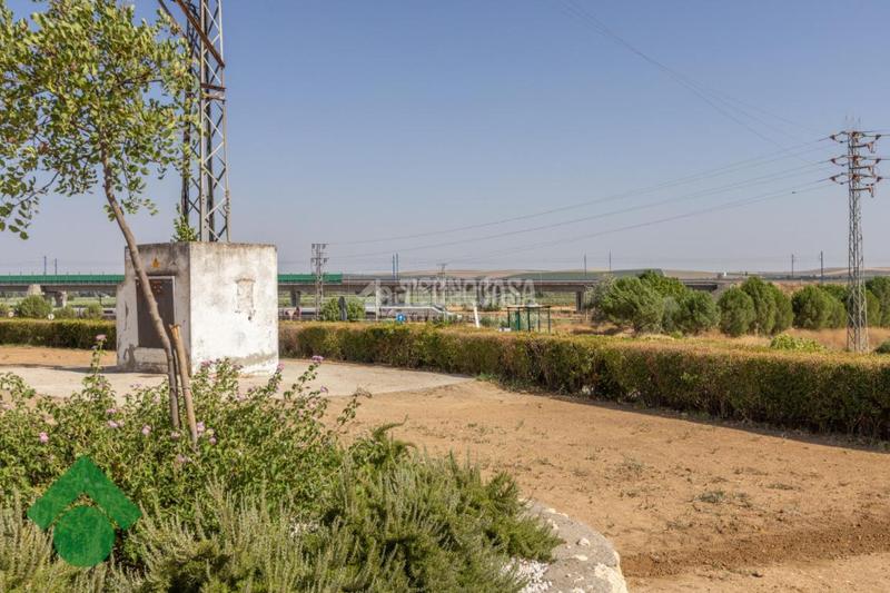 Foto 63cfc8ad-0204-406b-847a-2d0b80bc209d. Terreno residencial terrenos en venta en almodovar del rio en Almodóvar del Río