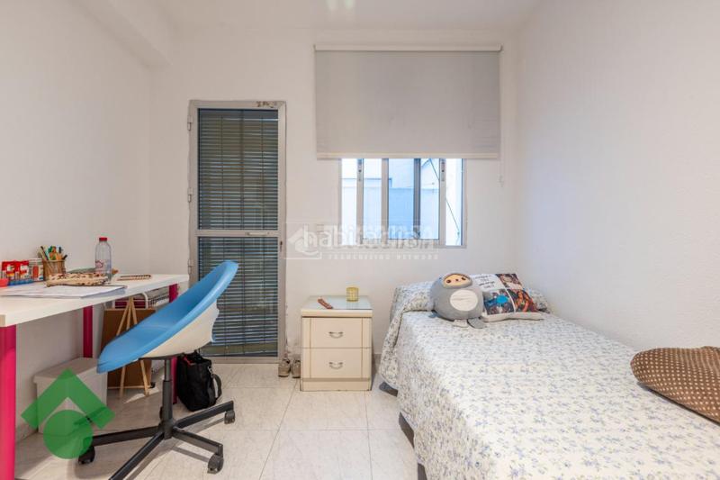 Foto 2220ecd0-46ca-4230-8bd1-2d7a9c23db2d. Appartamento in Ciudad Jardín - Zoco Córdoba