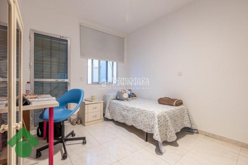 Foto 7fad8921-977c-4003-8c77-e588d6d80bc2. Appartamento in Ciudad Jardín - Zoco Córdoba