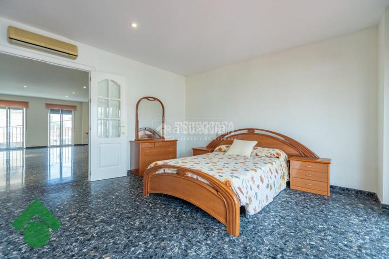 Foto 283baf5f-7038-4413-bf9b-43c8eb48d2b1. House with parking in El Higuerón Córdoba