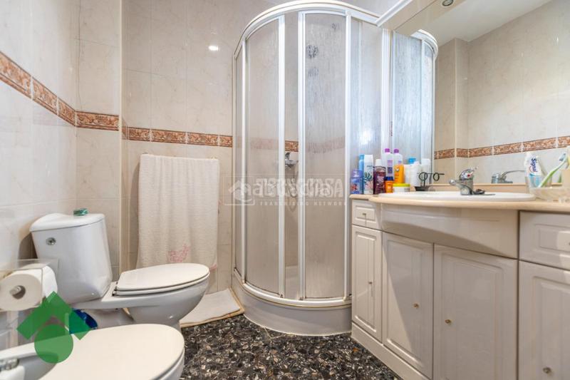 Foto 31628d2e-7f80-4668-b4fb-954830bd1d5c. House with parking in El Higuerón Córdoba