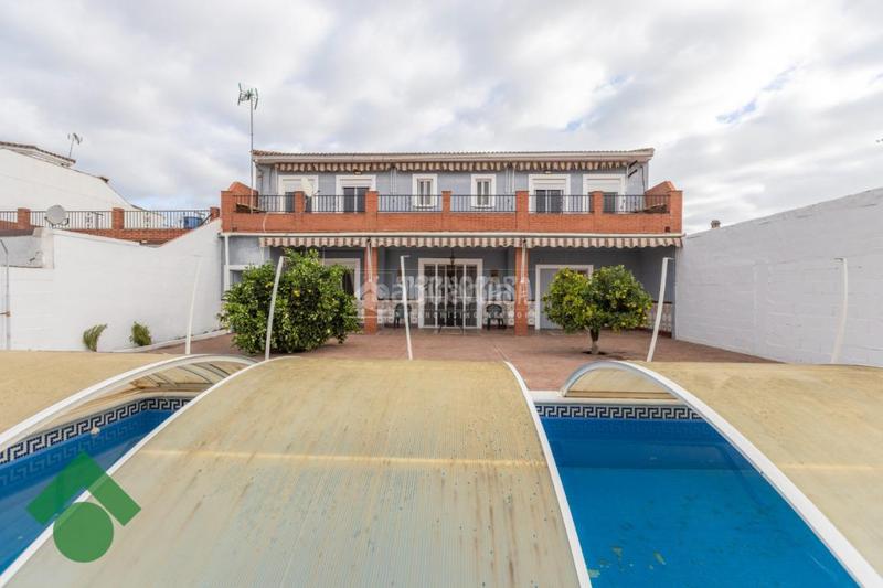 Foto 3ee16dfa-97a5-4593-89fb-1dd686b17973. House with parking in El Higuerón Córdoba