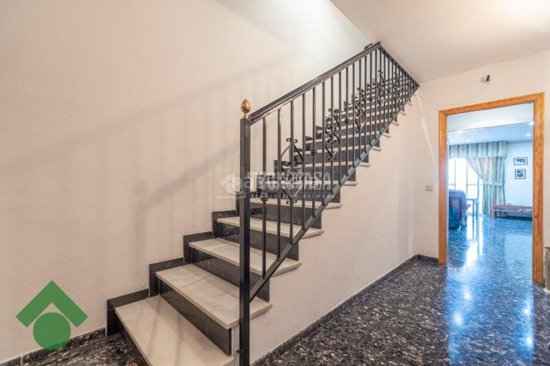 Foto b81a9c33-8637-4a7d-a848-19f5e63512f2. House with parking in El Higuerón Córdoba