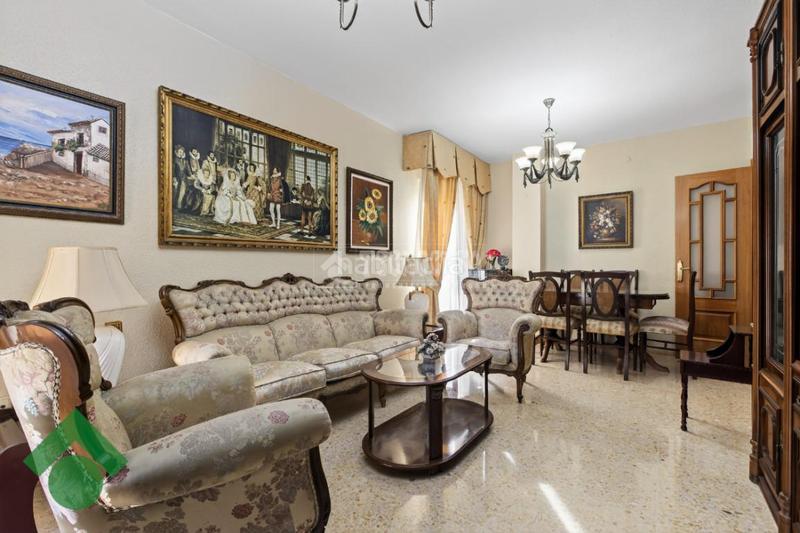 Foto 5323e46d-df3e-474a-bdd2-02d9af84b086. Pis amb aparcament a Ciudad Jardín - Zoco Córdoba