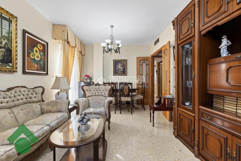 Foto e7aad04a-5f98-4ecf-a744-5b115a6f6103. Pis amb aparcament a Ciudad Jardín - Zoco Córdoba