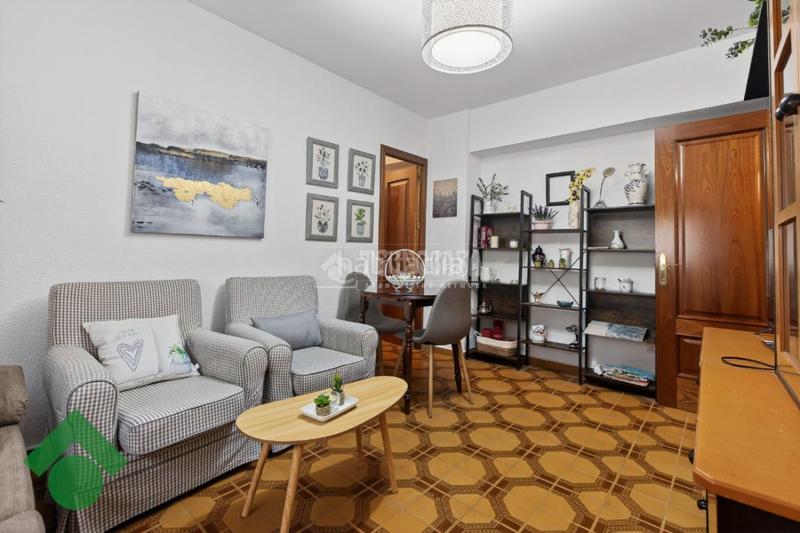 Foto c1d2ce24-ad1f-48da-bf0b-e2a2a1d581b6. Appartamento con riscaldamento in Ciudad Jardín - Zoco Córdoba