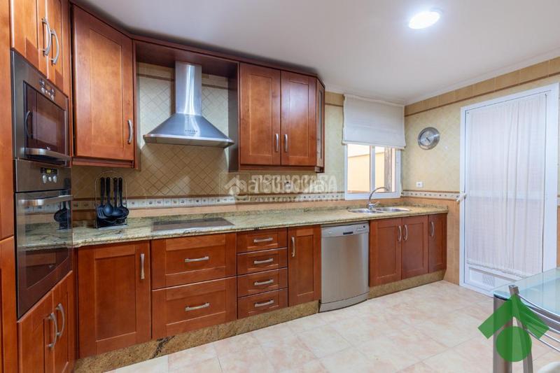 Foto 62674888-a2cc-4bf0-a710-8375964cc0cb. Appartamento con riscaldamento in Loja