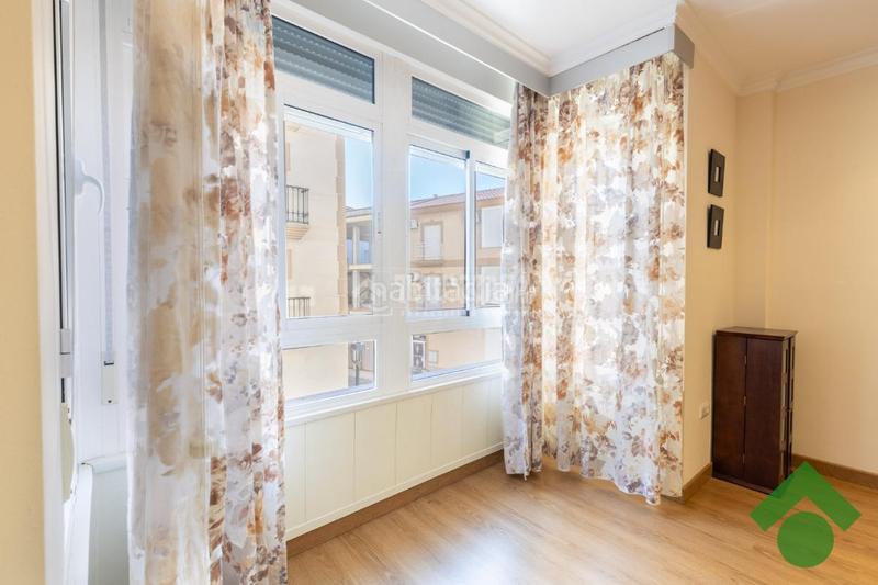 Foto 86eb7f87-4477-4b39-b7e0-a1a2a3a630e4. Appartamento con riscaldamento in Loja