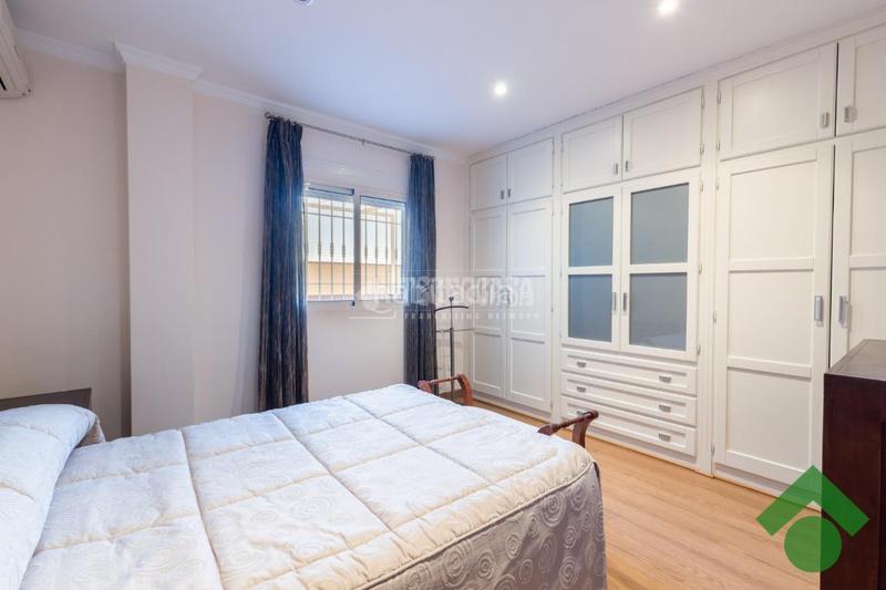 Foto 93d6bc38-c16d-4d47-ba6d-66731bcc6a68. Appartamento con riscaldamento in Loja