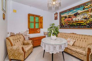 Casa aparellada en Zagra. Casa en venta en loja