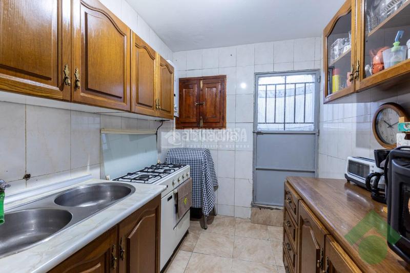 Foto 1539cb86-2377-4db1-90e3-b0f890938656. Casa bifamiliare in Loja