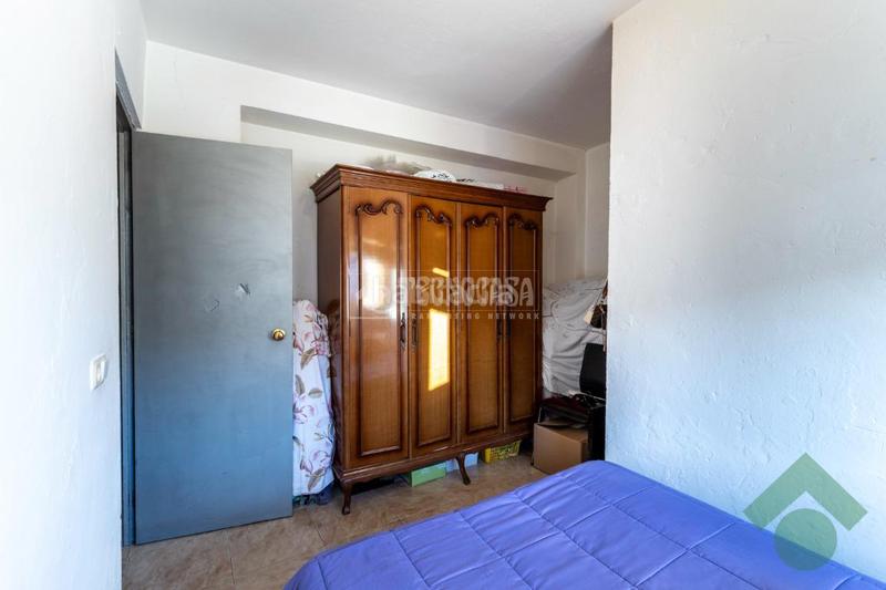 Foto 4be56c4a-883a-4ffe-8642-1821e7f7f8db. Casa bifamiliare in Loja