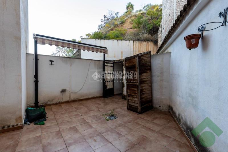 Foto 25500669-6e82-4c3b-aed0-78fd728e9ac6. Appartement avec parking dans Loja