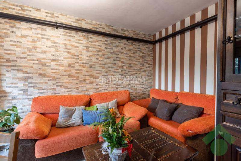 Foto ab44c9da-610f-4f95-bb60-e0578b0c0c7b. Appartement avec parking dans Loja