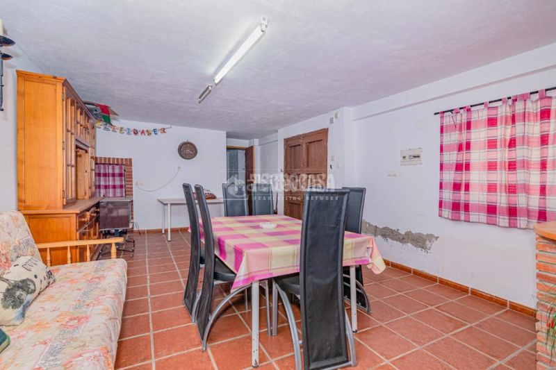 Foto 5661dd23-d3c2-44ce-bf94-cc7848ca84b7. Masia a Loja