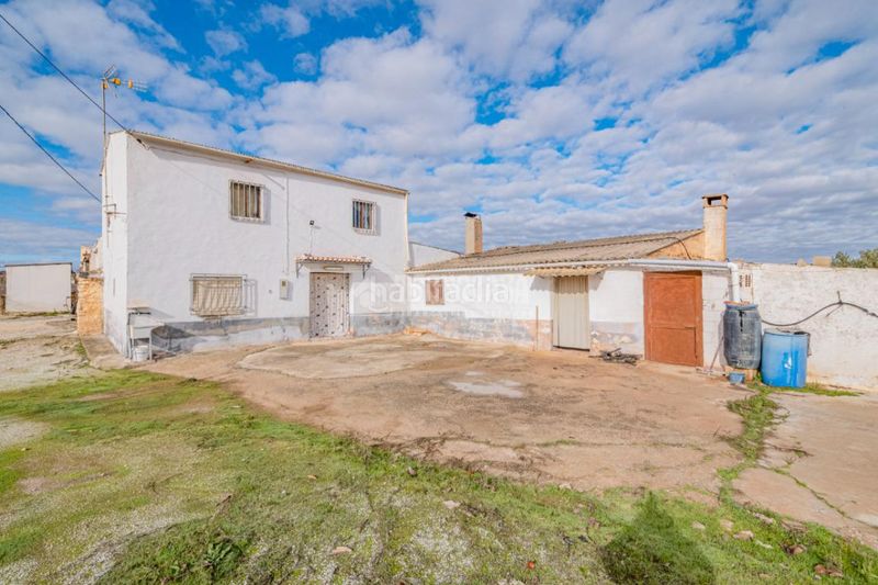 Foto 91aa21f9-385d-44fa-9744-c90069348455. Masia a Loja