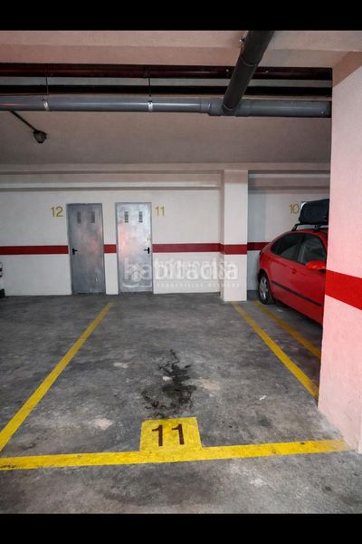 Foto 72c123dc-4f83-4764-aacb-a136eea056a5. Flat with heating parking in Loja