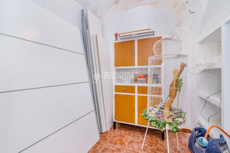 Foto beb55872-f584-4f76-951b-c43427944b59. Casa aparellada amb calefacció a Loja