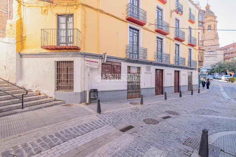 Foto 2696bfbb-ff5d-487b-bab4-f9d36d222996. Piso  en venta en Loja