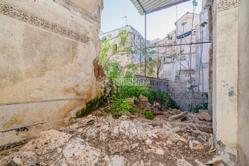 Foto f5c8141a-6bba-45b1-9c25-9f23ea8b39af. Piso  en venta en Loja