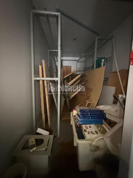 Foto 555cdd3e-91f9-4eea-8492-2f5e8313de34. Local comercial a Loja