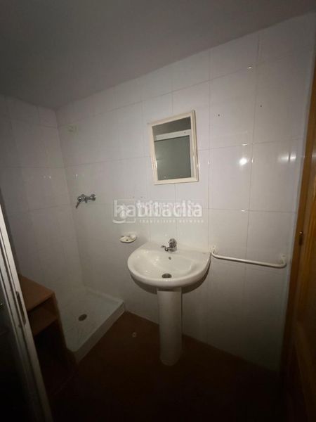 Foto cea83903-05d9-49c3-8113-f6767907d03f. Local comercial a Loja