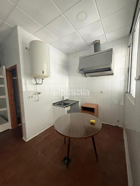 Foto f589a255-b8e0-4412-a9c9-a45c9906ece6. Local comercial a Loja