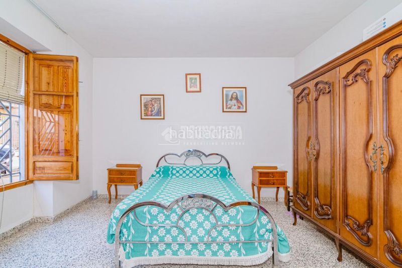 Foto 25e8ad37-a875-4ec5-9f15-928f81f9b82b. Pis a Loja