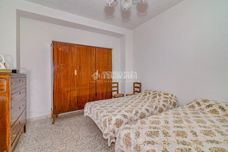 Foto ce8ecacc-174e-4139-aad7-d58b7548062f. Pis a Loja