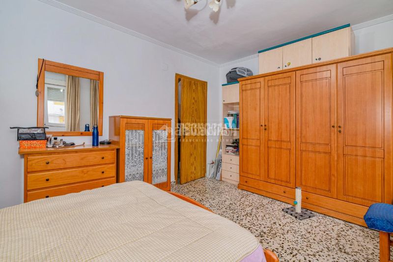 Foto 7ec0a64b-faf7-4de7-a7a6-713ac5d1a5d2. Casa aparellada a Loja