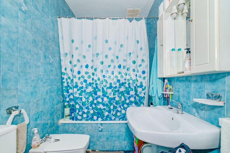 Foto f341f8a4-8f98-42b7-bef9-c66f756e24ee. Flat in Loja
