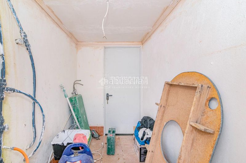 Foto 0aa2e247-2b2c-45c8-b5b8-e49a534d7e51. Casa aparellada a Loja