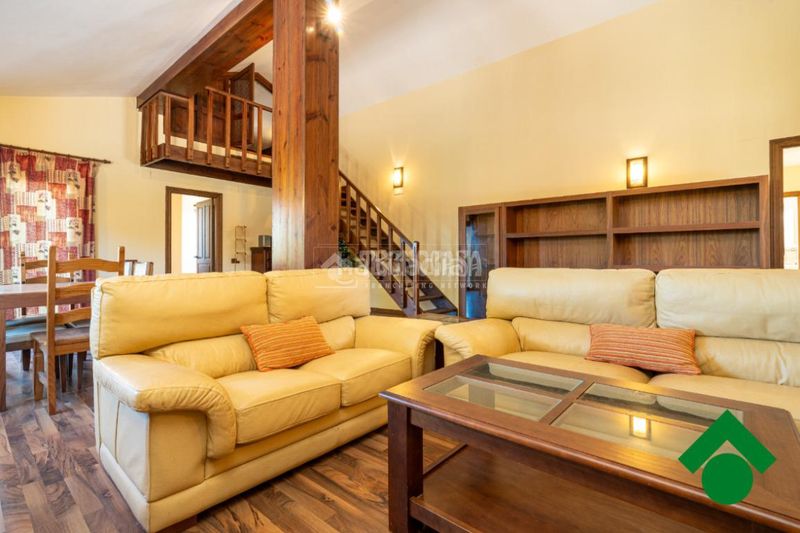 Foto dcb59786-408e-480e-85fe-8521b6d4fa70. Masía casa rural en venta en Zafarraya
